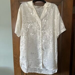 VTG Women’s Victoria’s Secret Collared Button Up Pajama Top